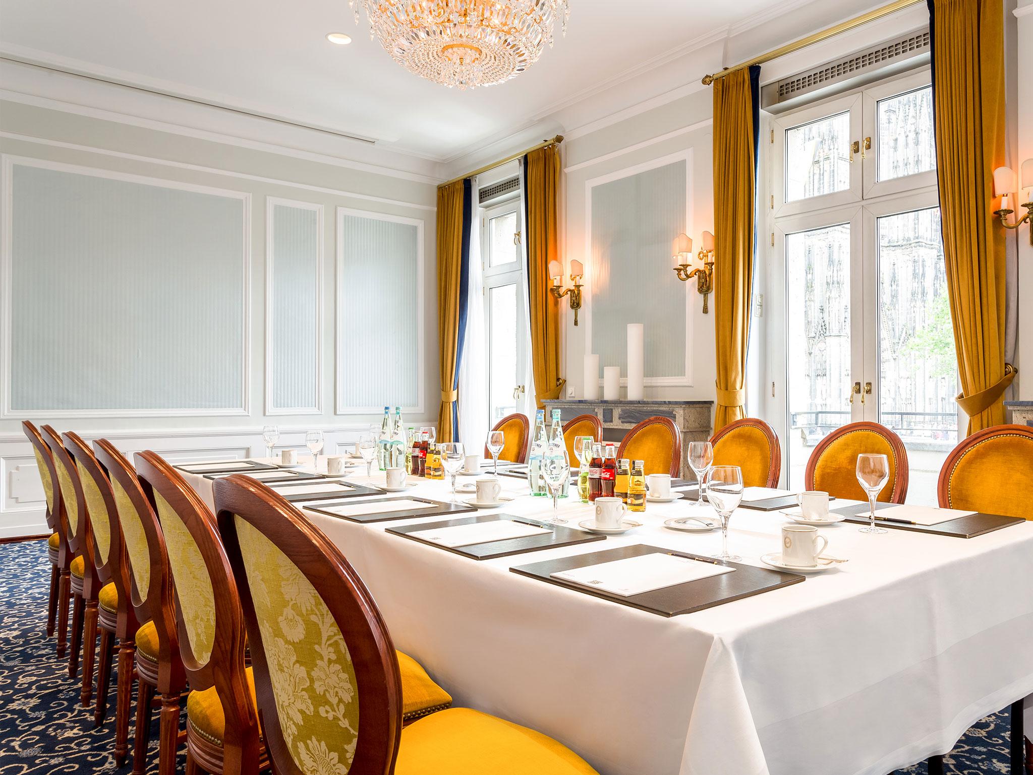 Excelsior Ernst Am Dom Hotel Colonia